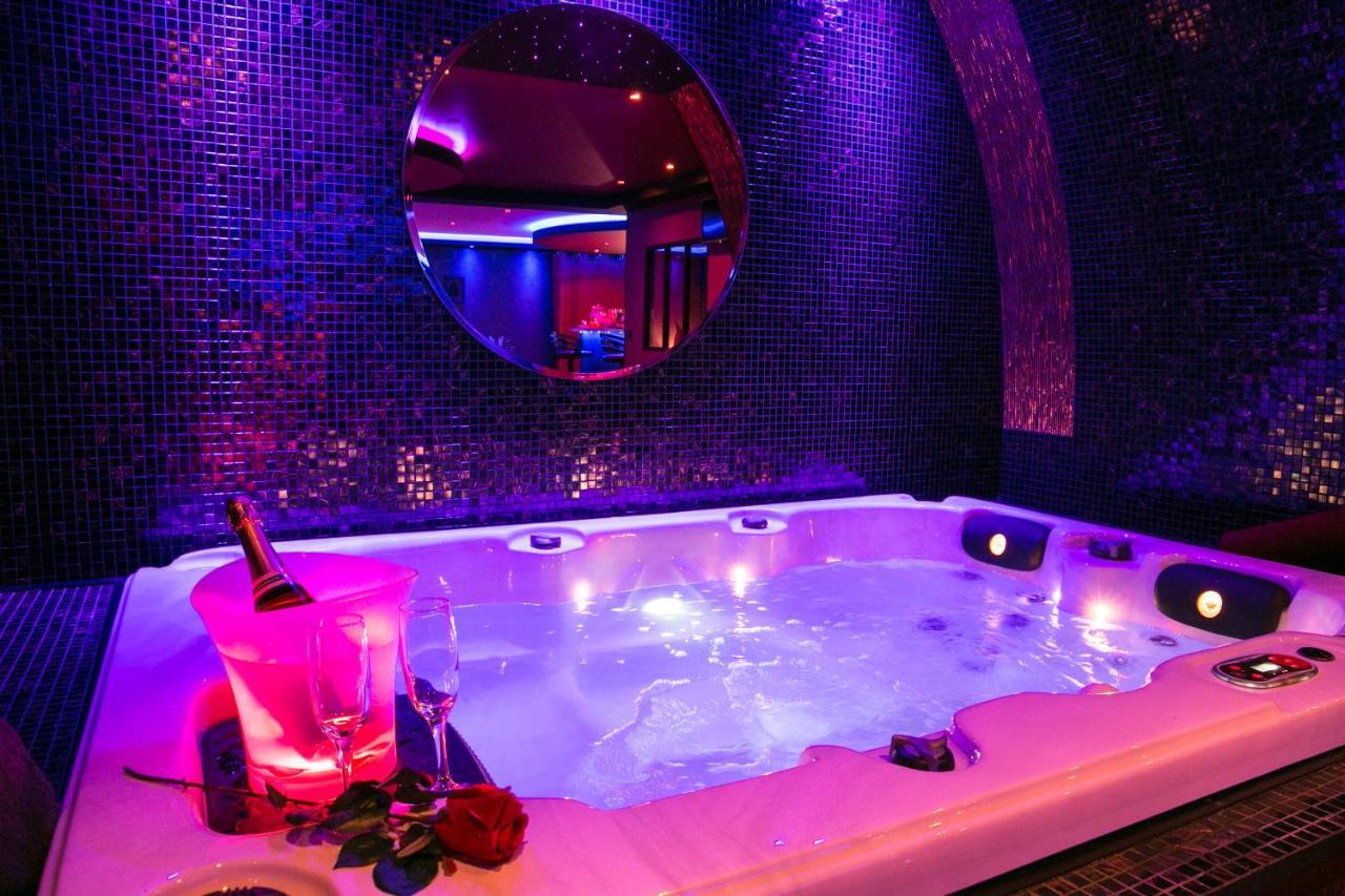 L'Insolite Spa Privatif "Suite Luxueuse-Jacuzzi" Toulouse Exterior foto